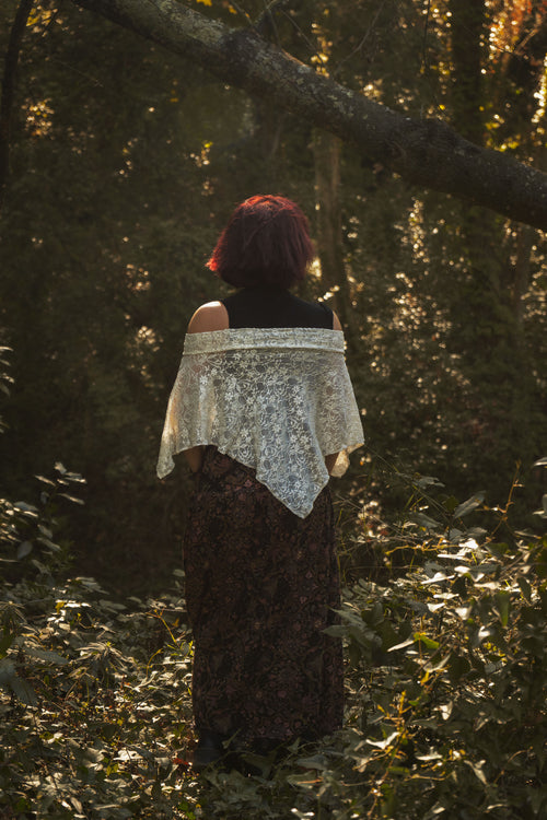 Poncho en dentelle